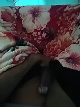 Bigboykkk980 webcam