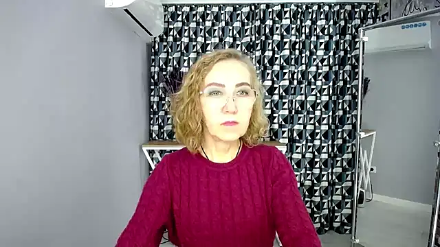 queen_a_n_i webcam