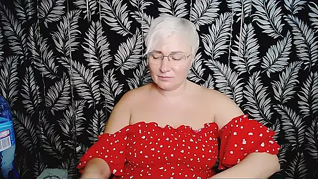 olivia_playful (F milf) - Dirty talk, hot, passionate, friendly