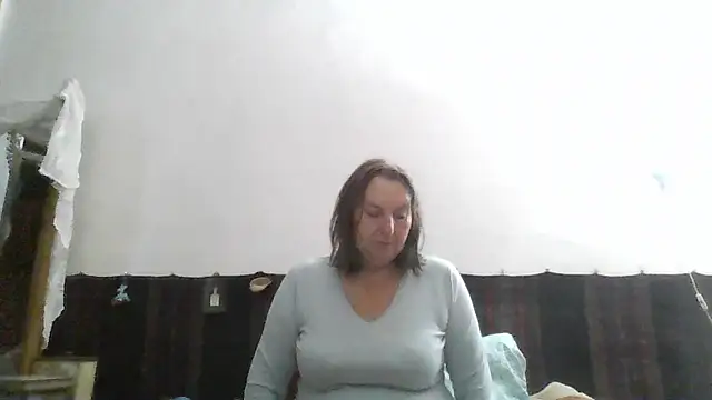AnnaLive570