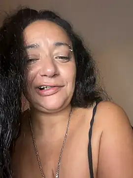 PichyPrettyPussy webcam