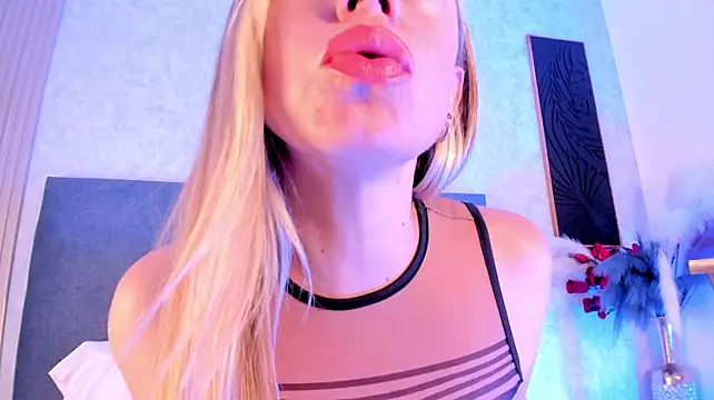 Roxxyfiore webcam