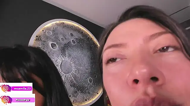 Sarajames live cam