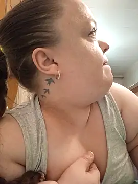 Janiffer_MiMi webcam