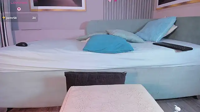 MilaSunshine_ webcam