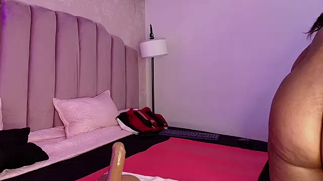 hallybans (F young) - Fuck me in doggy until cum 🔥