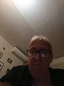 Molli1408 webcam