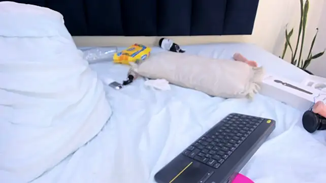 mayaevansmg webcam
