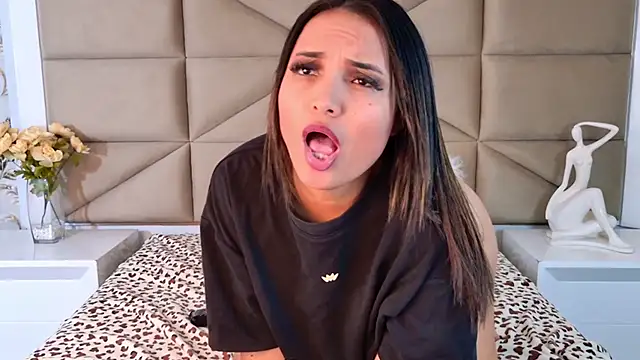 ElizaGiancini webcam