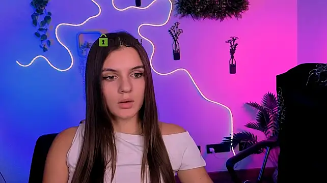 lisa_dark_ webcam
