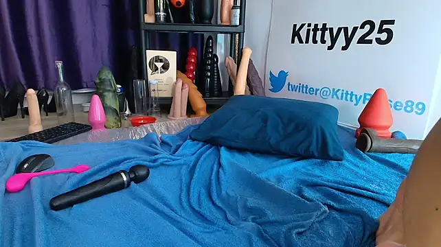 kittyy25 webcam