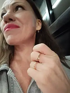 pure_elena webcam