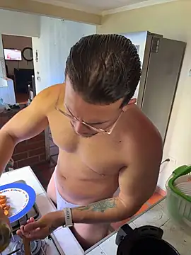 marco_vega (M young) - CUM SHOT
