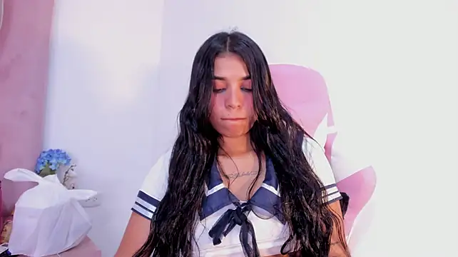honeyhtx live cam on StripChat