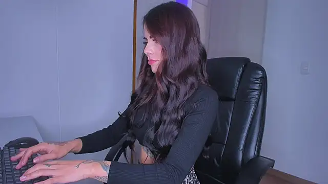 Lisegg_ live cam on StripChat