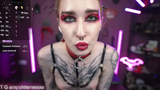 amywhitenessxx (F young) - admire my sexy body
