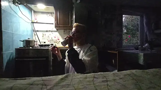 Vuitton live cam on StripChat