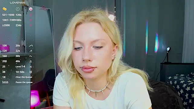 SonyaBlade__ live cam preview