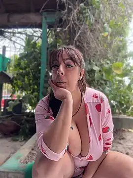 Sofyalone_ webcam