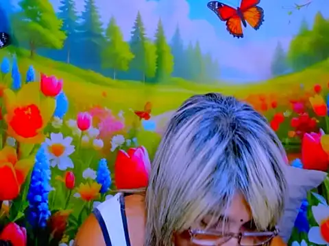 indianroxy webcam