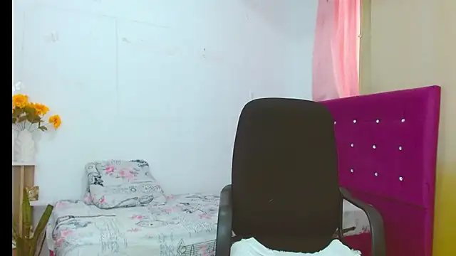 chantalsemenova1 webcam
