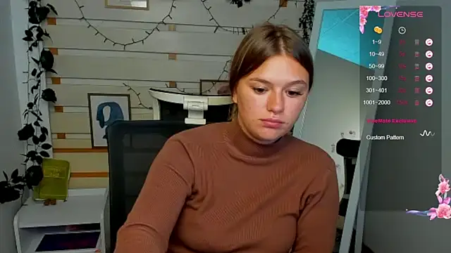 Josephine_Kiss webcam