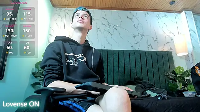 nicktorn webcam
