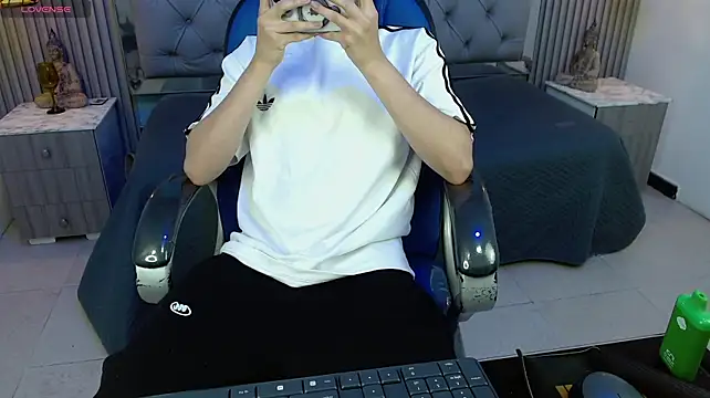 SamBlack_ webcam