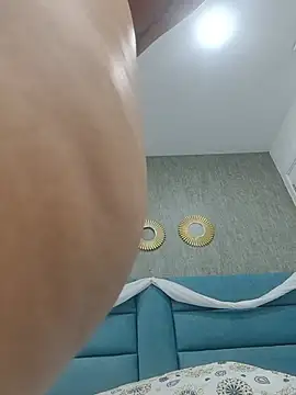 MiiaaVelvet webcam