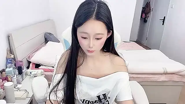 -qingqing live cam on StripChat