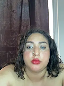 Selenee23 live cam on StripChat