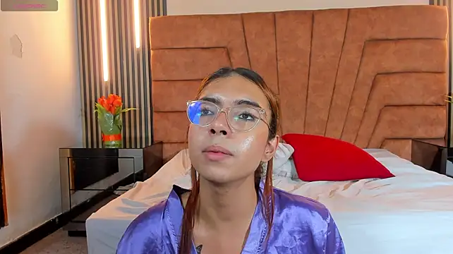 Sara_saaennz webcam