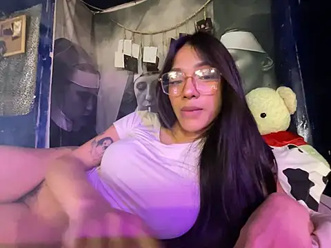 itsmekarinaaa webcam