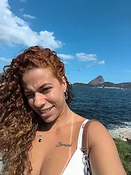 vivianeleoa live cam preview