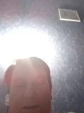 AmazingArino52 webcam