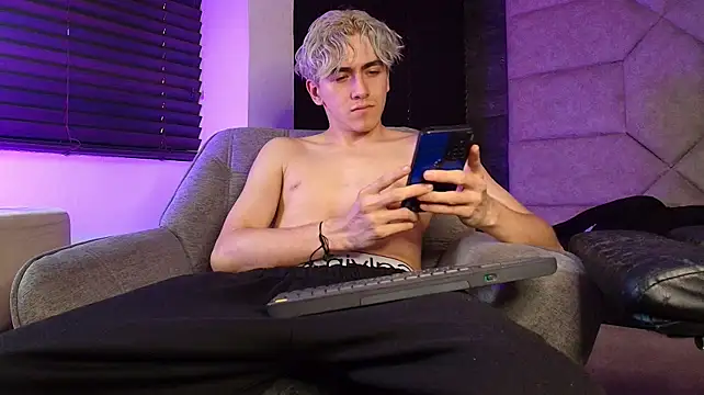 Tyler_Mcrey webcam
