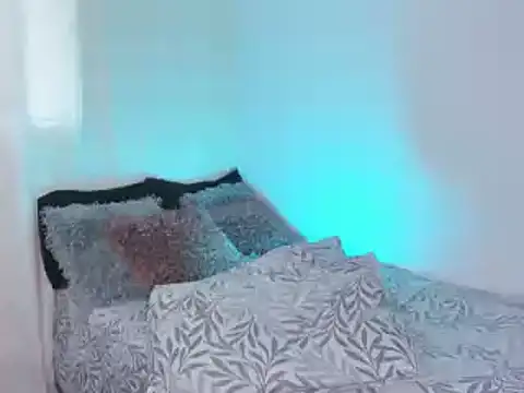 Samantha_keys webcam
