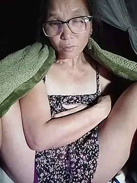 MissYourLove live cam preview