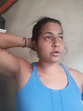 Giselabrunette25 webcam