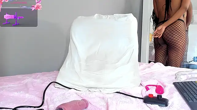 NATALIE_PARKERR webcam
