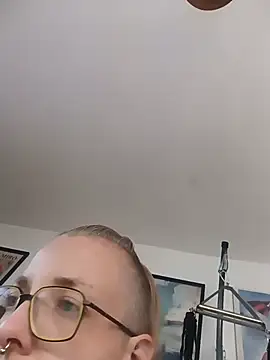 Astrid-Gilbert webcam