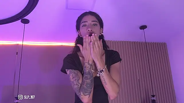 sara_lopee1 webcam