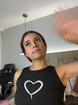 amber_sparkle webcam