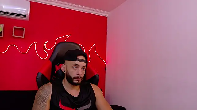 Mike_savage3 webcam