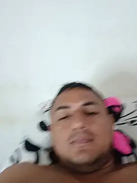 knox_zeque webcam