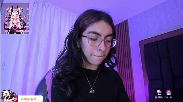 Molly_A webcam
