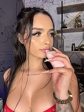 BustyAngelXXX webcam