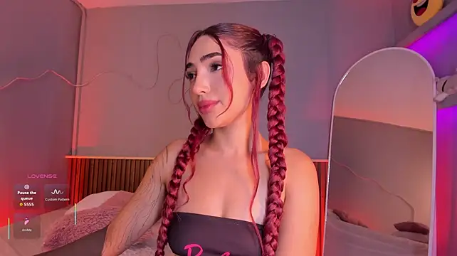 AriiCherry webcam