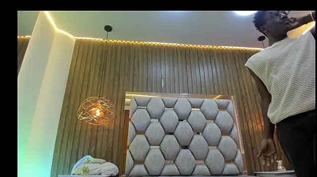 Eli_baruchel webcam