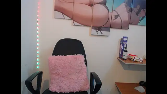 Amara_Lune335 webcam